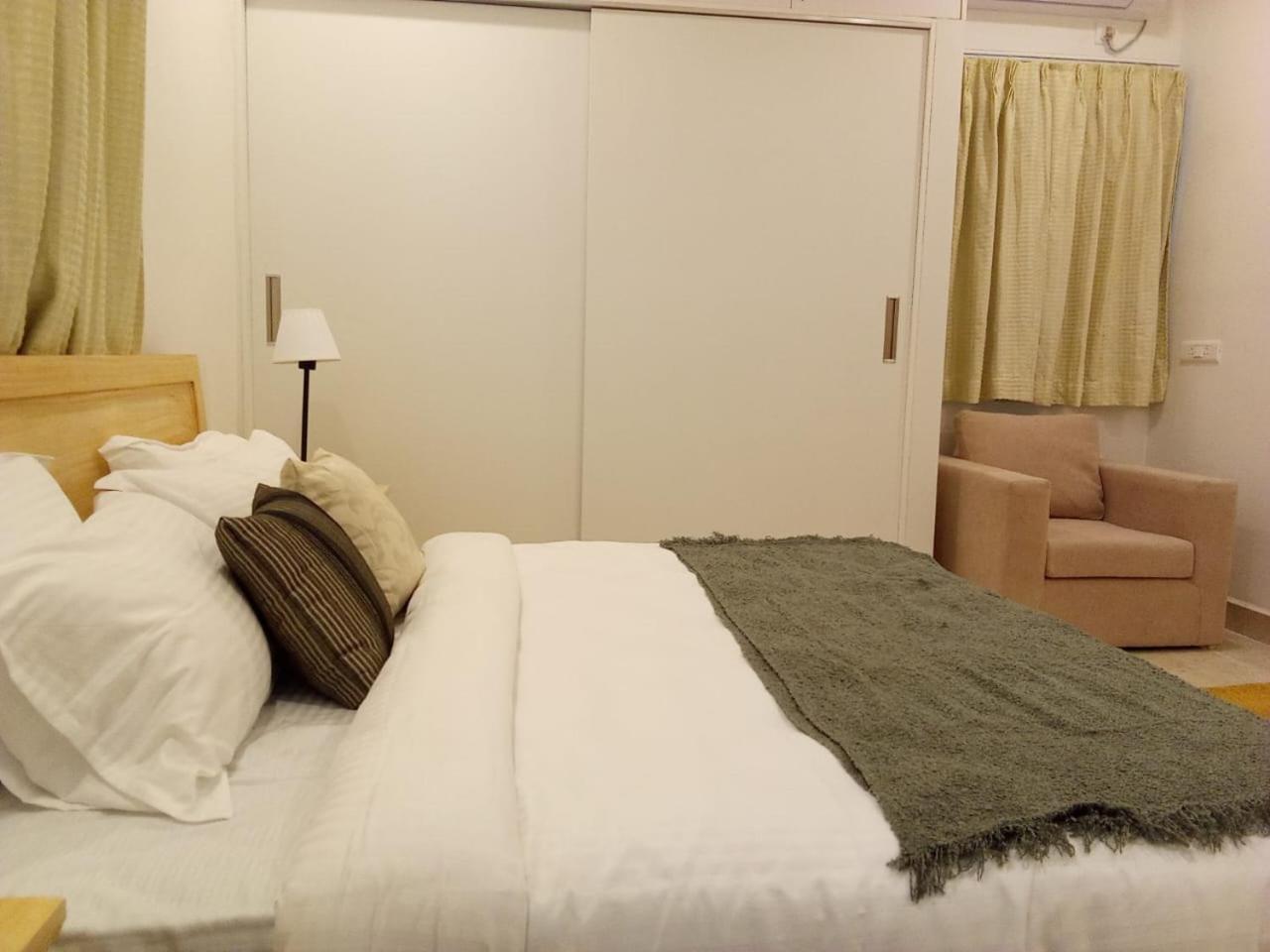 Enkay Service Apartments Kondapur  Esterno foto