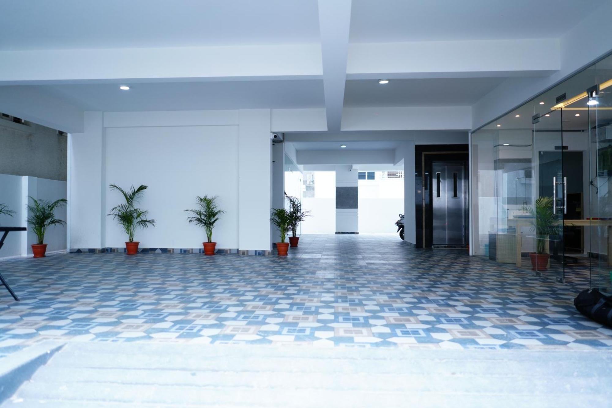 Enkay Service Apartments Kondapur  Esterno foto